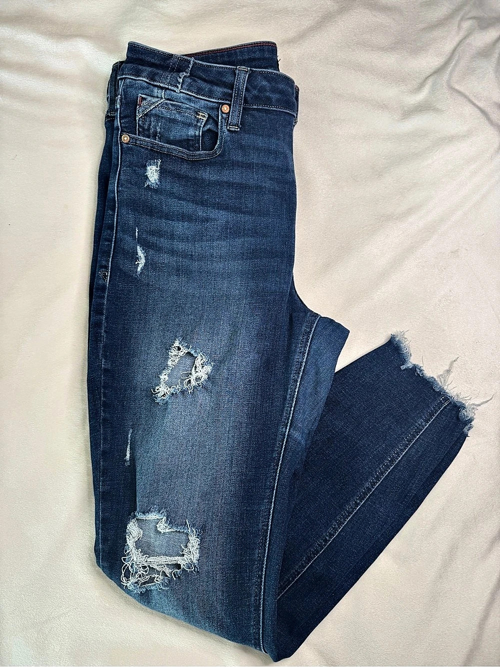 edc Distressed Skinny Jeans in Blue Size Medium (8)
